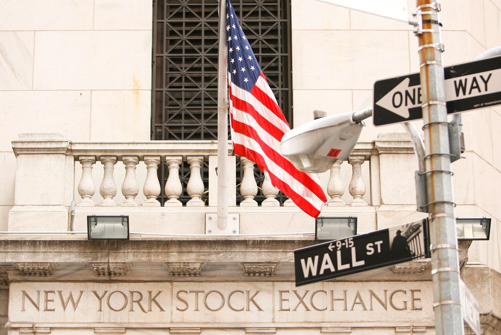 Wall Street rose nearly three percent in August despite today’s fall – E24