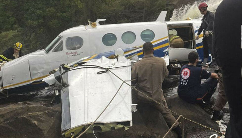 Aircraft control: Five people were killed in an accident in Brazil on Friday night, Norwegian time.  Photo: Civil Police of Minas Gerais / AFP / NTB