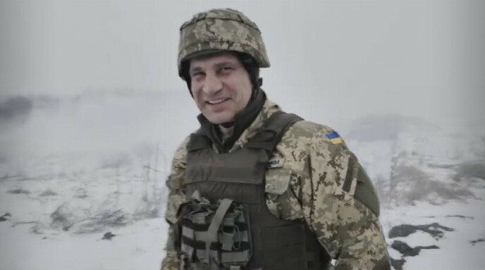 Soldier: In a video posted on his Instagram account, Vitali Klitschko is standing in a military uniform.  - We have intensified work by recruiting and training reserve forces, he said.  Photo: Instagram