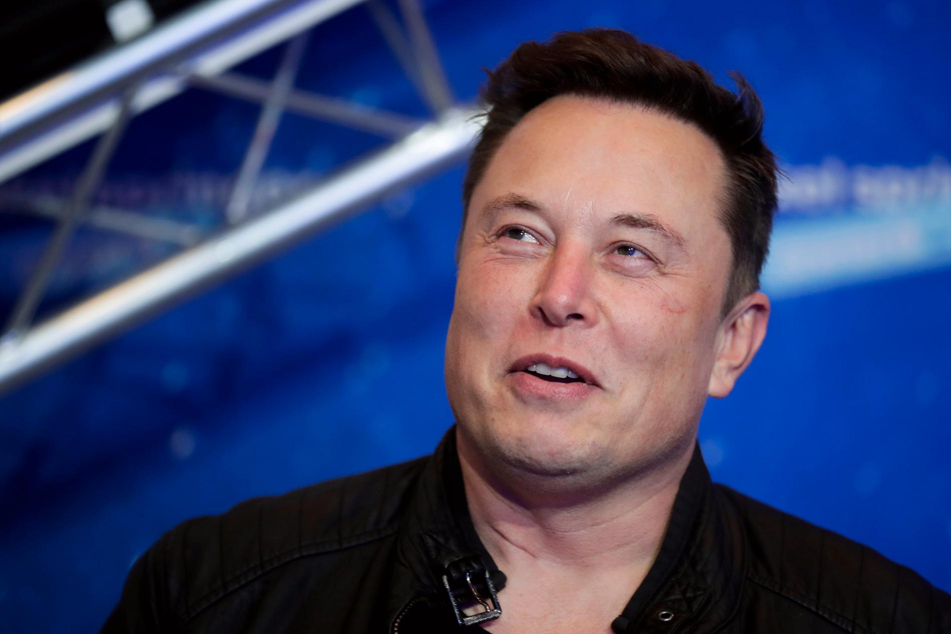 Elon Musk buys Twitter for about  billion – E24