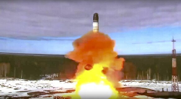 Nuclear missile: Russia conducted tests today, Wednesday, on missiles capable of carrying nuclear weapons.  The image is from a similar test in April.  Photo: AP/NTB