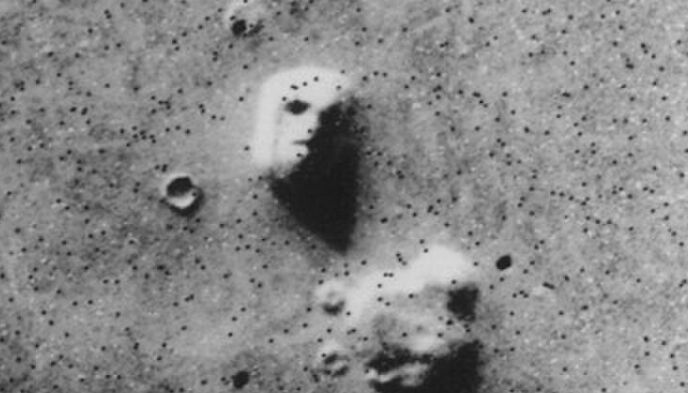 Look-look: «the face of Mars».  Photo: NASA's Viking 1 probe