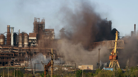 Explosion: Smoke rose earlier this month from the Azovstal steel plant in Mariupol.  Photo: Alexei Alexandrov / AP