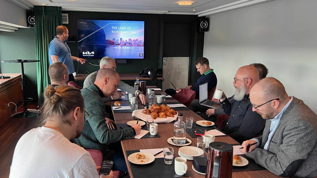 A small press brief with a review of the car with news, various data, facts, etc. is required before departure.  These are the Swedish auto journalists who are making a rare visit to Norway.