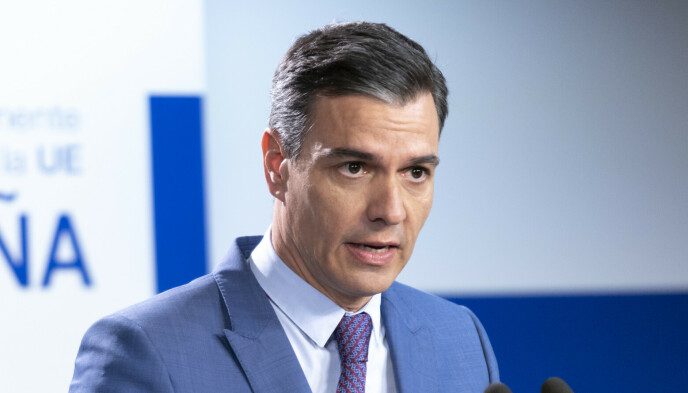 Warning: Spanish Prime Minister urges Spaniards to be careful in the heat.  Photo from the Euro Summit in Brussels on May 31.  Photo: Nicholas Economou/NoorPhoto/Shutterstock/NTB