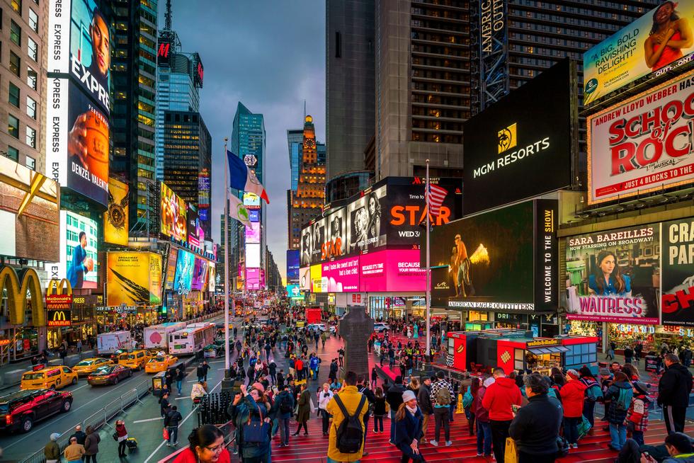 New York - New York: Times Square 1 is one of the magnet areas in New York City.  Photo: Colorbox